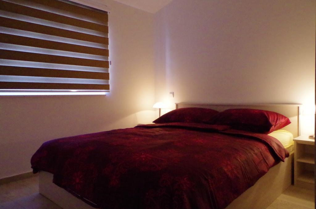 Villa Palas Apartments 2 Rogoznica  Bilik gambar